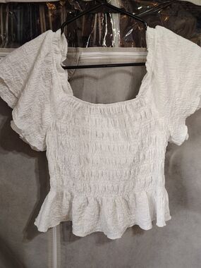 Celebrity Pink White Smocked Peplum Puff Sleeve Top